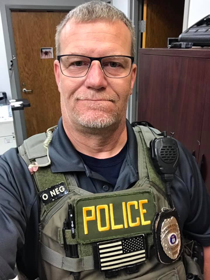 49206552_10210601527234317_711522656125452288_n